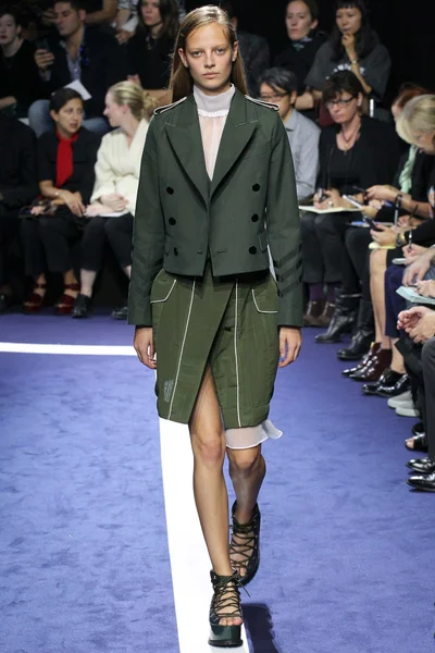 Look 47